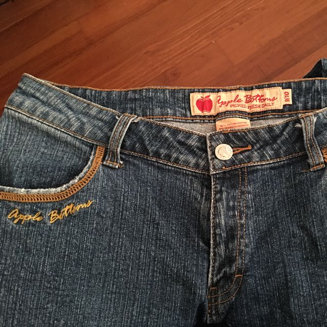 nelly apple bottom jeans