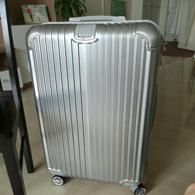 rimowa look alike