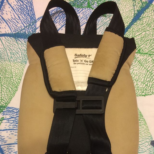 Safety 1st Tote and Go Portable car seat