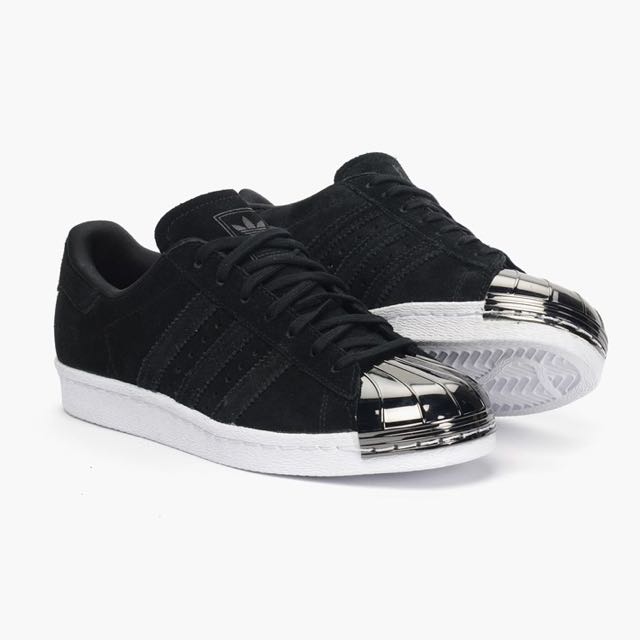 Superstar metal toe black store price