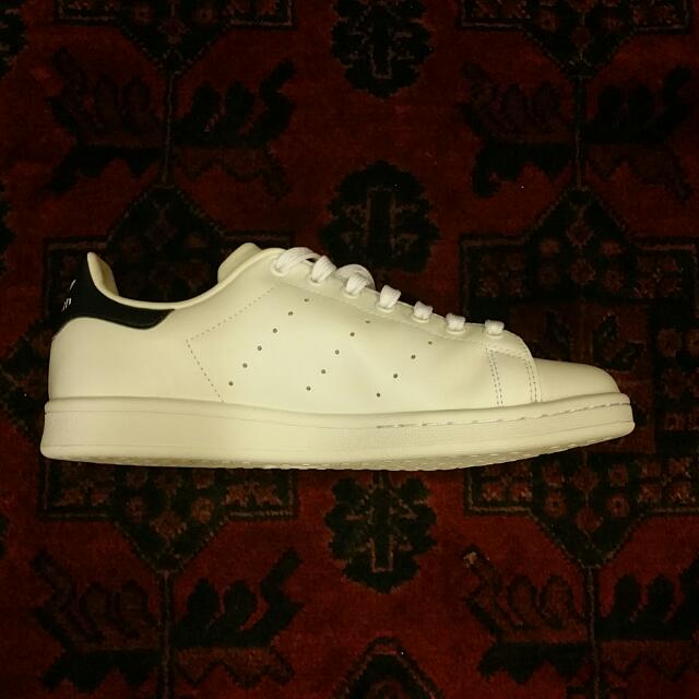 stan smith navy blue