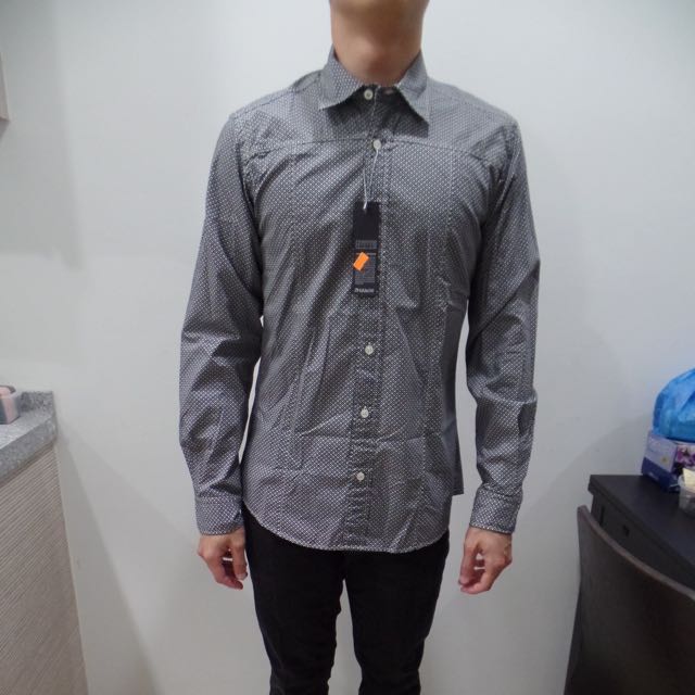 Black Formal Shirt Smart Casual Shirt Men S Fashion On Carousell