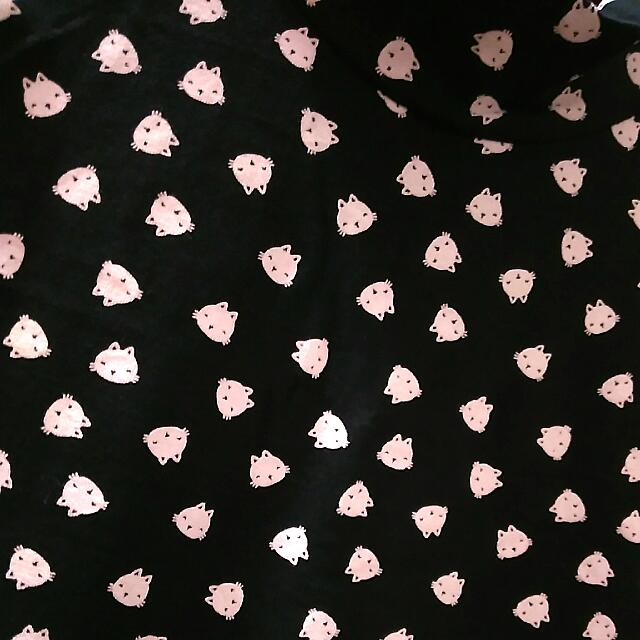 Forever 21 Kitty Little Black Dress (Category: Dresses) located in Manila. Submitted by koloretemnl (Listing ID 60023755, Image 2). Description: .