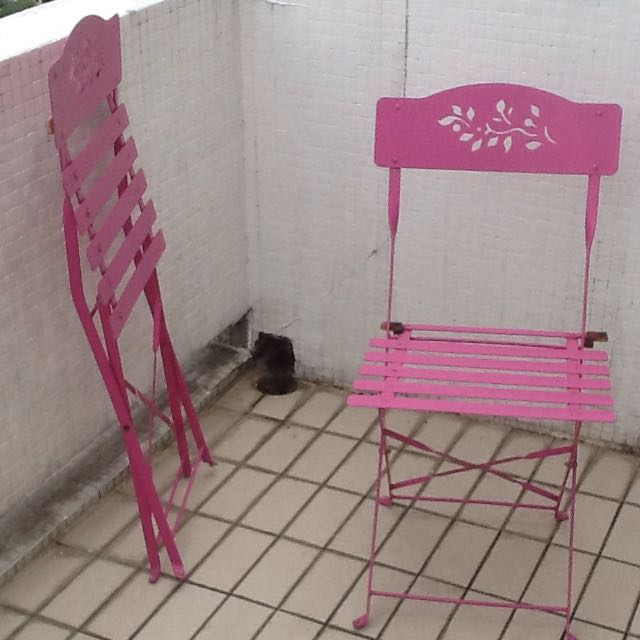 Pair Of Pink Metal Folding Patio Chairs Rumah Perabot Di Carou Photo