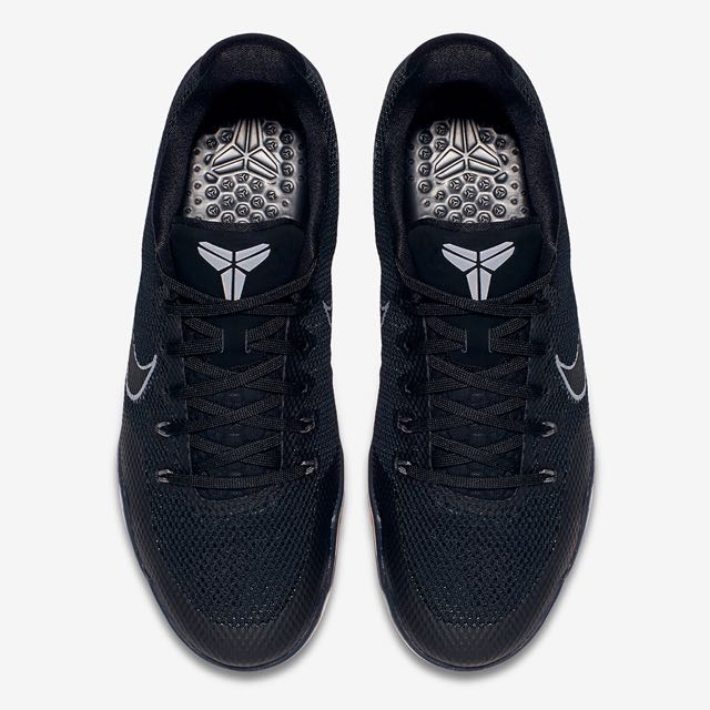 Kobe 11 Dark Knight