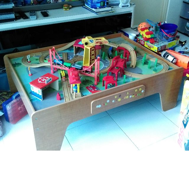 elc train table