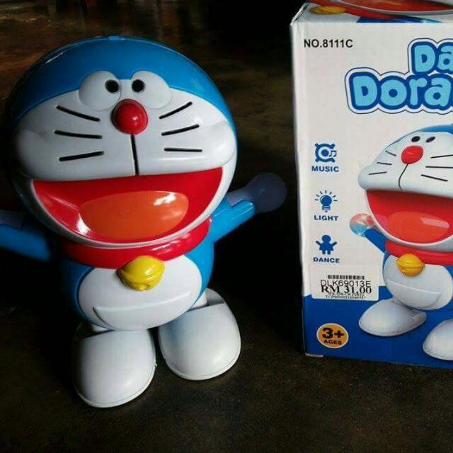 Singing and dancing Doraemon with sound and light