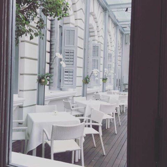 80 for 100 cash voucher for sale Flutes Restaurant & Bar, Tickets