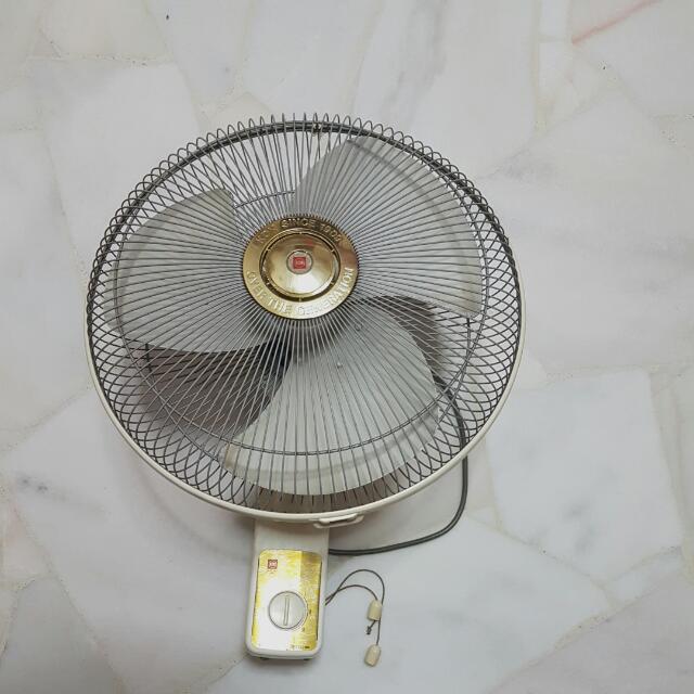 Kdk Wall Fan A40cs Furniture On Carousell