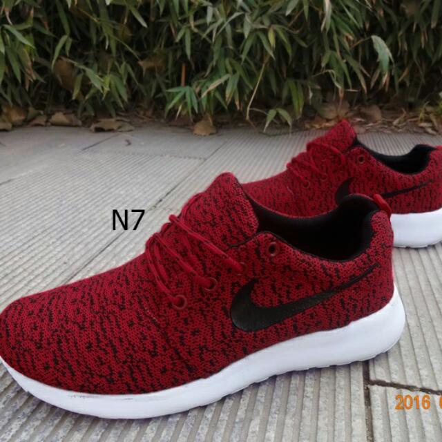 Nike flyknit knockoff hot sale