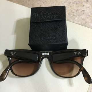 （Reserved)Authentic Ray Ban Folding Wavfarer