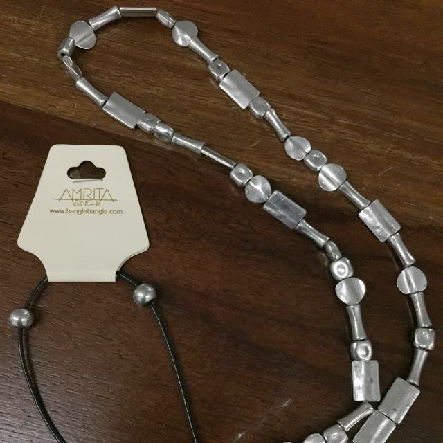 Amrita singh clover necklace on sale