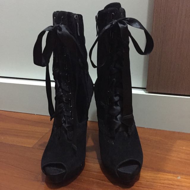 guess lace up heels
