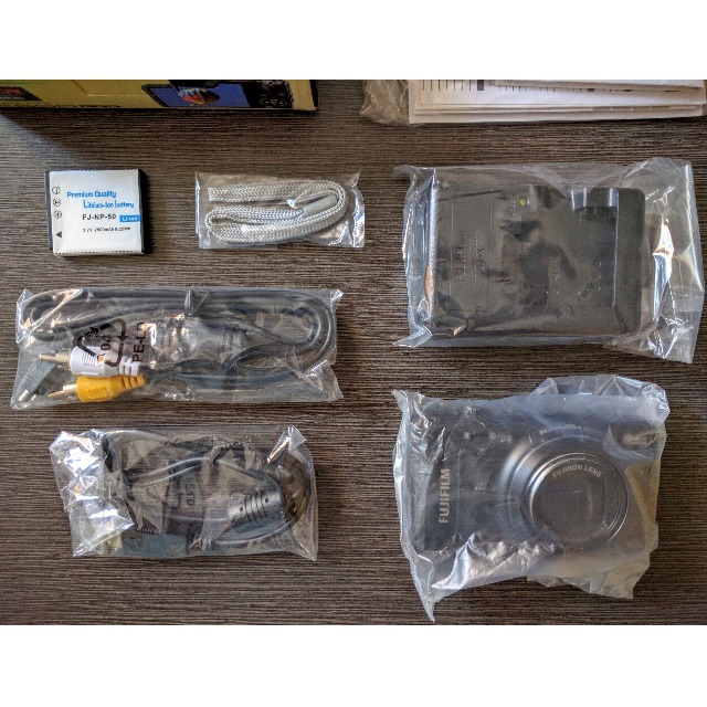 [NEW] Fujifilm Finepix F660EXR Digital Camera, Photography, Cameras on