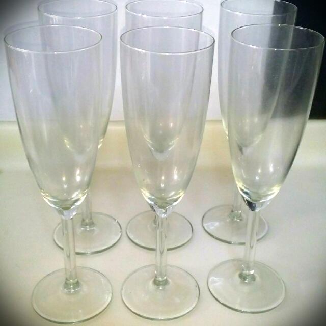 https://media.karousell.com/media/photos/products/2016/07/17/ikea_svalka_champagne_glass_clear_glass_15_cl_x6_for_5_1468686209_c8536e89.jpg