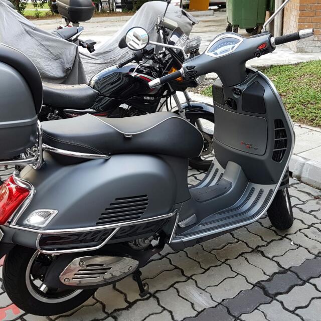 Logoscooter Rear Crash Bars For Vespa GTS/ GTS Super/ GTV, Car