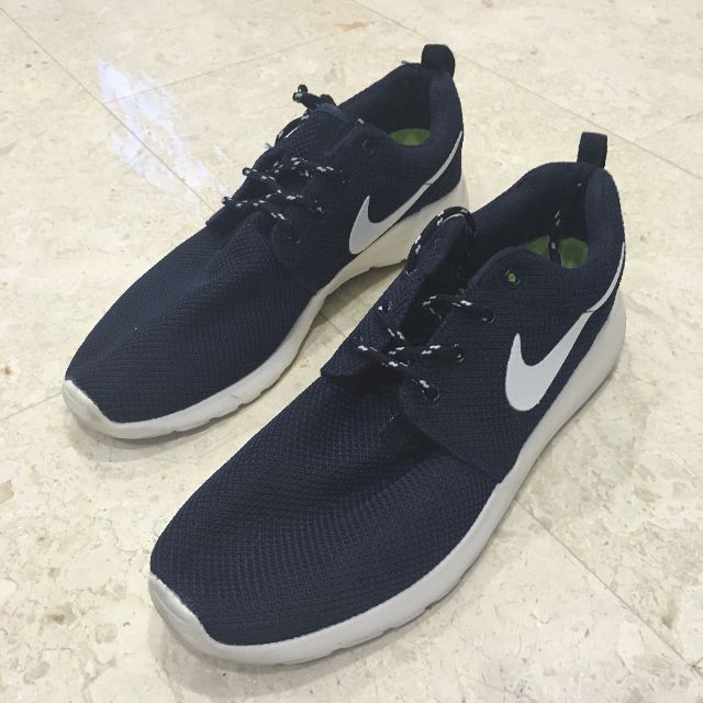 Navy Blue Nike Roches Men s Fashion Activewear on Carousell
