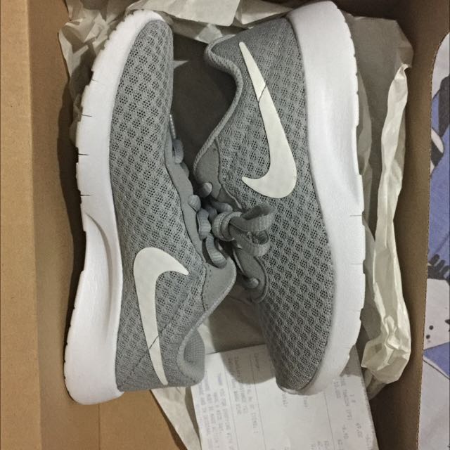 nike tanjun 13c