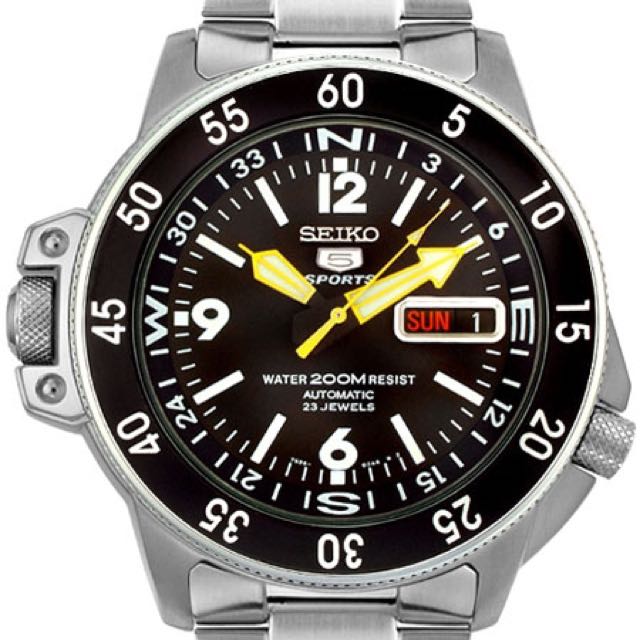Pre loved Seiko Landshark SKZ211K Mobile Phones Gadgets Wearables Smart Watches on Carousell