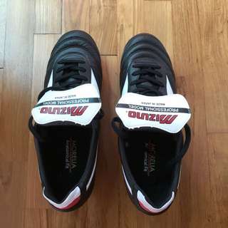 Mizuno Morelia II FG (US10) BNIB