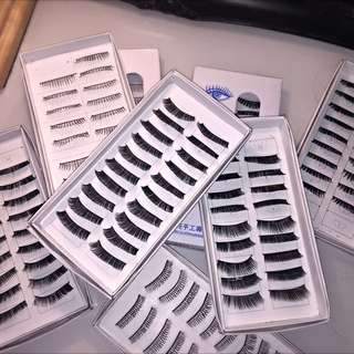 FALSE EYELASH BUNDLE!! MIX OF NATURAL & DRAMATIC SETS