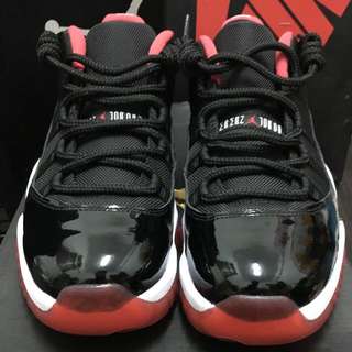 Jordan 11 Low 黑紅
