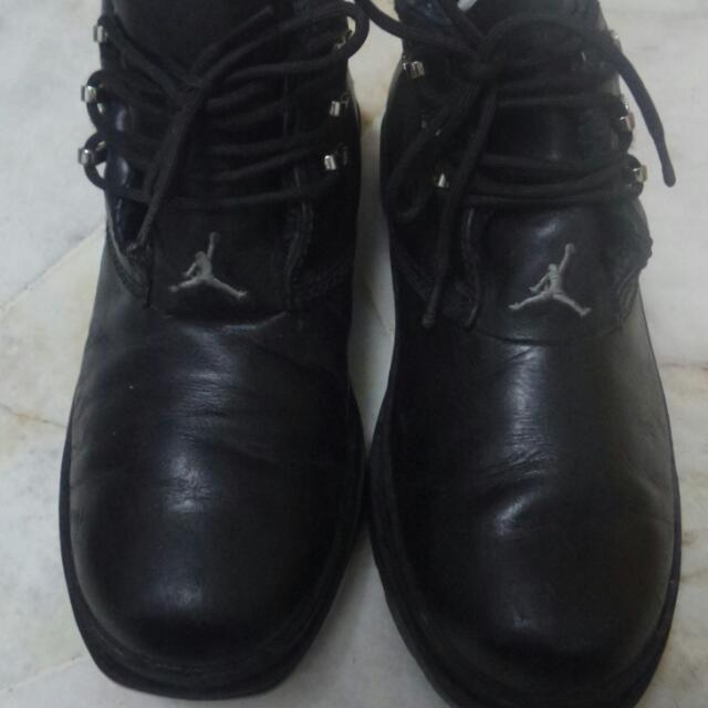 womens jordan heels boots