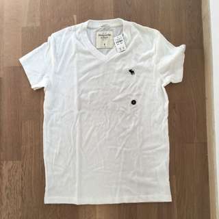 Abercrombie & Fitch White Tee Size S