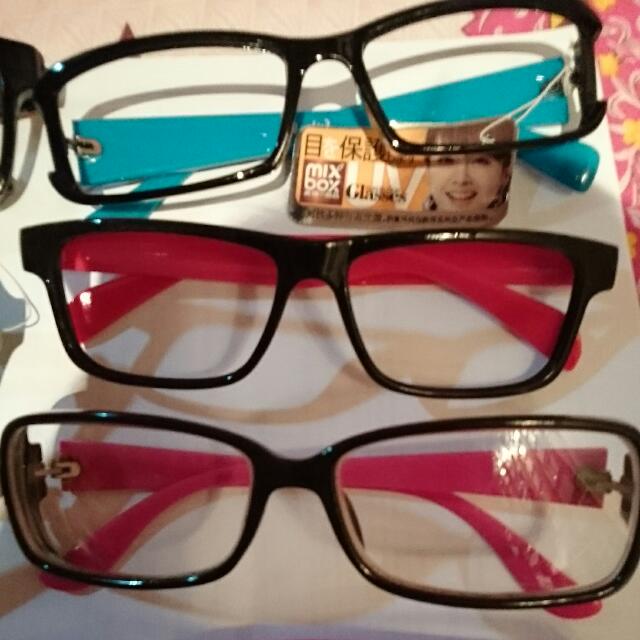 Spectacle Frames (Category: Everything Else) located in Singapore. Submitted by alliebear (Listing ID 61023587, Image 3). Description: Pictures as shown. All in well kept conditions. Not used. Brand new. Am a specs collector...all these are brought from all places i visited. =) Selling each at S$10 To arrange self collection. Venue to be arranged at ease. If u love specs, u will be a great fren of me and will definitely appreciate my this lot of 