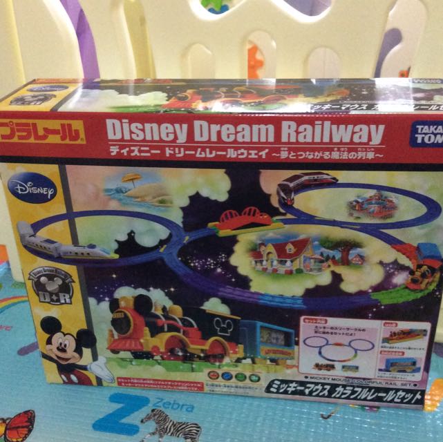 takara tomy disney dream railway