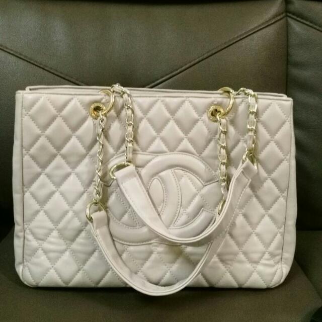 Channel Handbag, Luxury, Bags & Wallets on Carousell