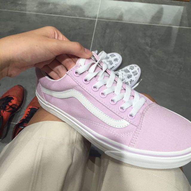 Pink vans sale 2025