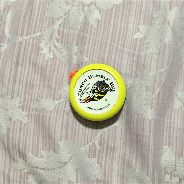 Turbo Bumble Bee Yoyo, Hobbies & Toys, Toys & Games on Carousell