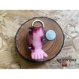 💥手工製血腥娃娃小腳鑰匙圈(A款）