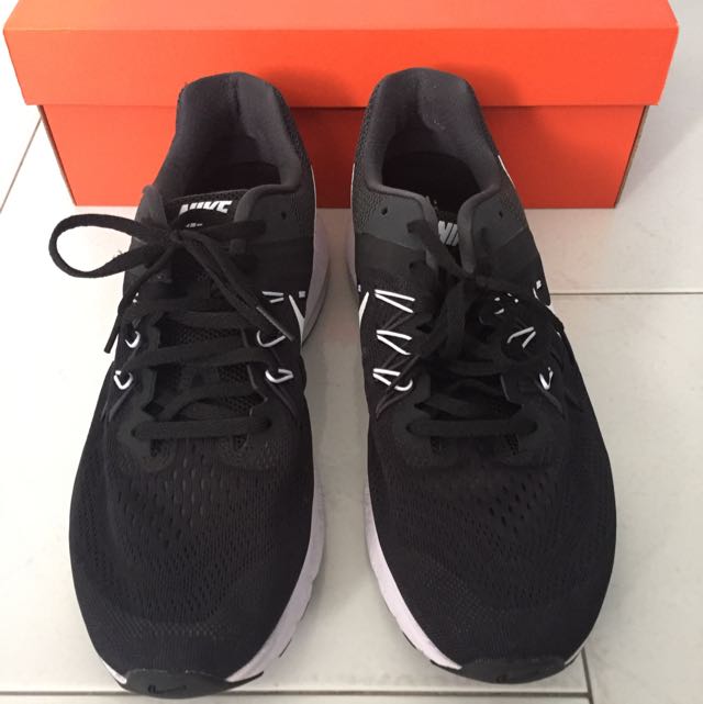 Nike zoom winflo 2 black best sale