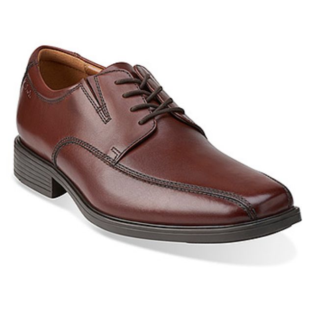clarks tilden brown