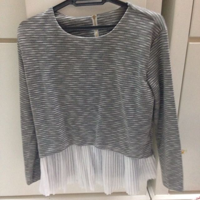 Korean Top, Women's Fashion, Tops, Blouses on Carousell