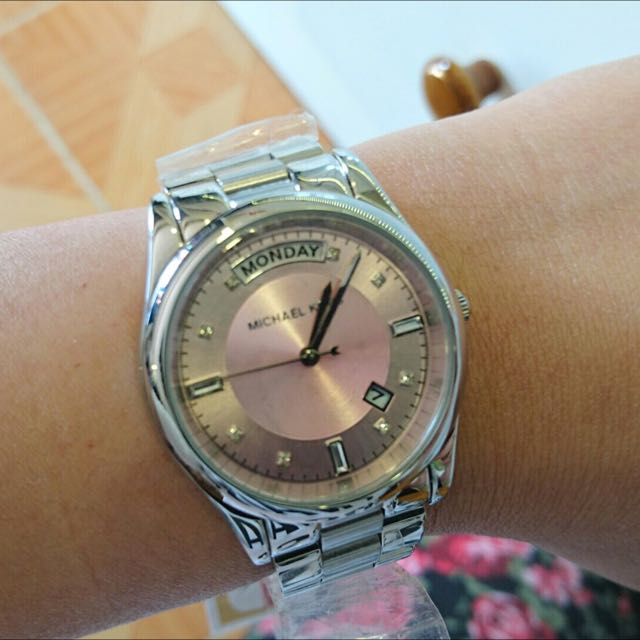 Michael Kors Colette Twotone SilverRosegold Ladies Watch  eBay