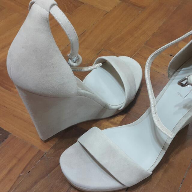 Aldo elley wedge top sandal
