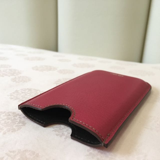 CARTIER RUBY RED CASE (Category: Watches) located in Singapore. Submitted by maytosis (Listing ID 61547031, Image 3). Description: .