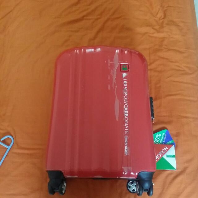 carry on luggage united