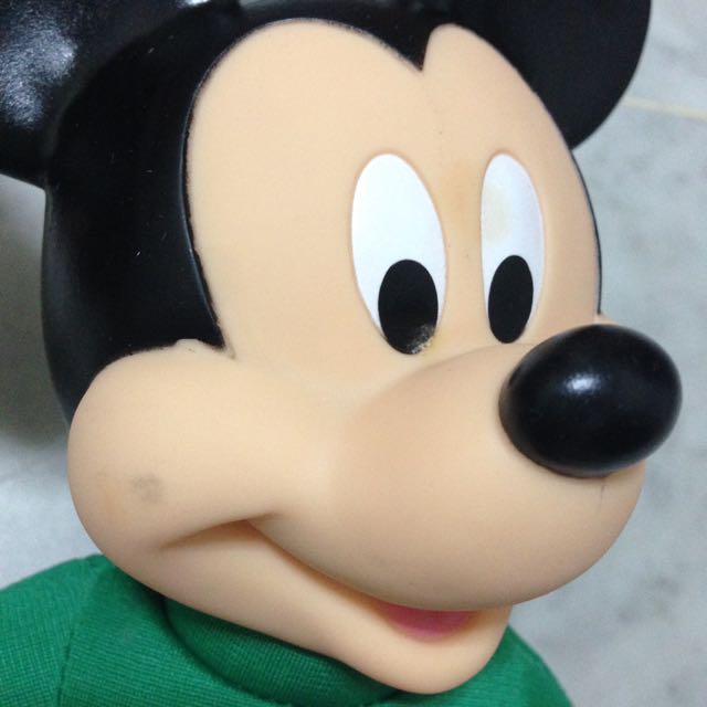 Mickey (Category: Character Goods) located in Singapore. Submitted by johnchristina (Listing ID 33058311, Image 2). Description: Mcdonald Mickey's Toontown Disneyland Some yellowish on the white color hand, refer to picture 3 Well wrap with plastic bag.