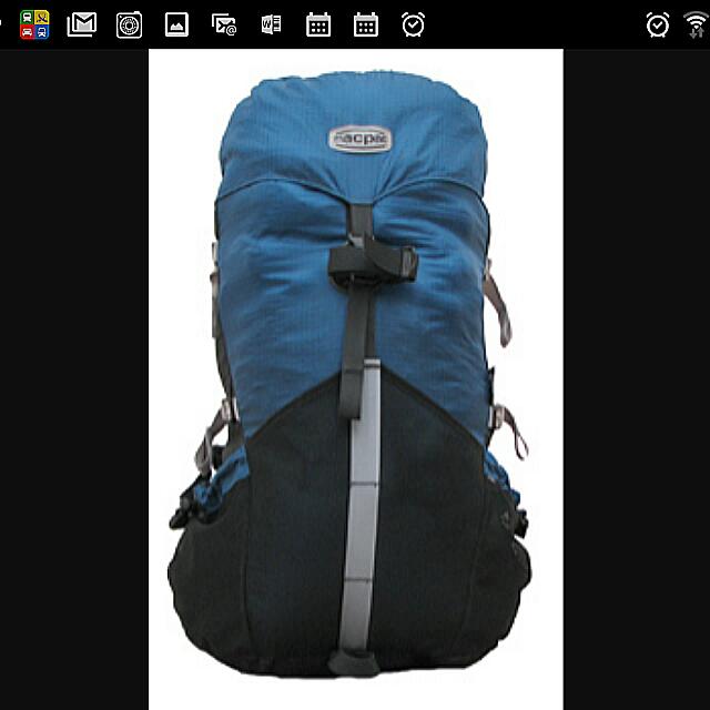 Macpac Ultralight Hiking Pack 35L 180), Men's Fashion, Bags