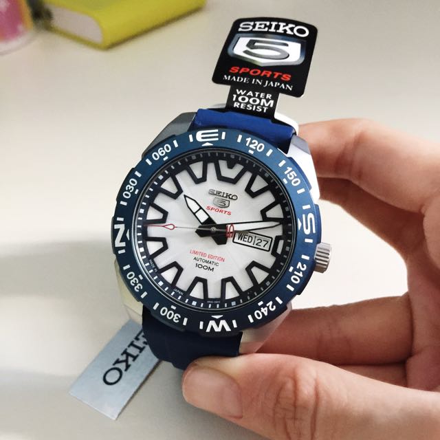 BNIB Seiko 5 Sports Automatic Mt Fuji Limited Edition SRP783