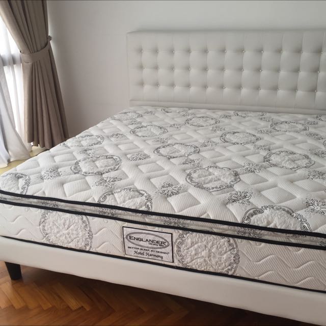 Luxurious Englander Hotel Harmony King Size Bed, Furniture & Home