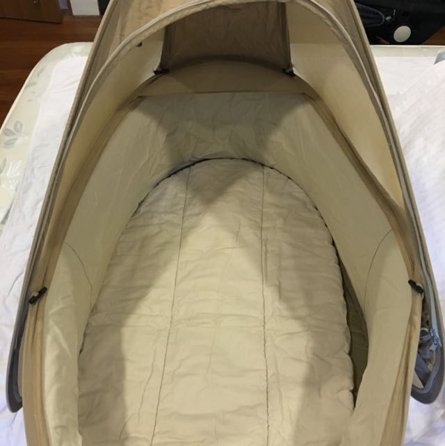 Samsonite Travel Cot, Babies & Kids,