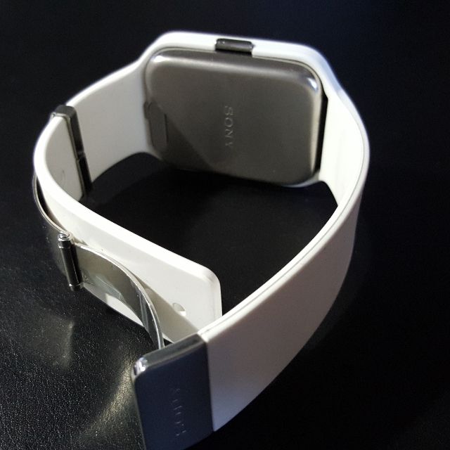 Sony smartwatch white outlet
