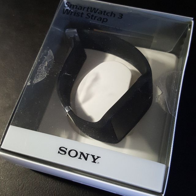 Sony Smartwatch 3 Wrist Strap (Black), Health Nutrition, Health Monitors & Weighing Scales on Carousell