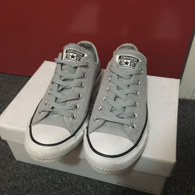 grey converse size 7