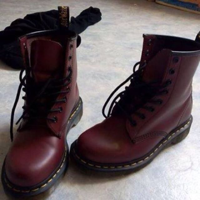 1460 cherry red smooth